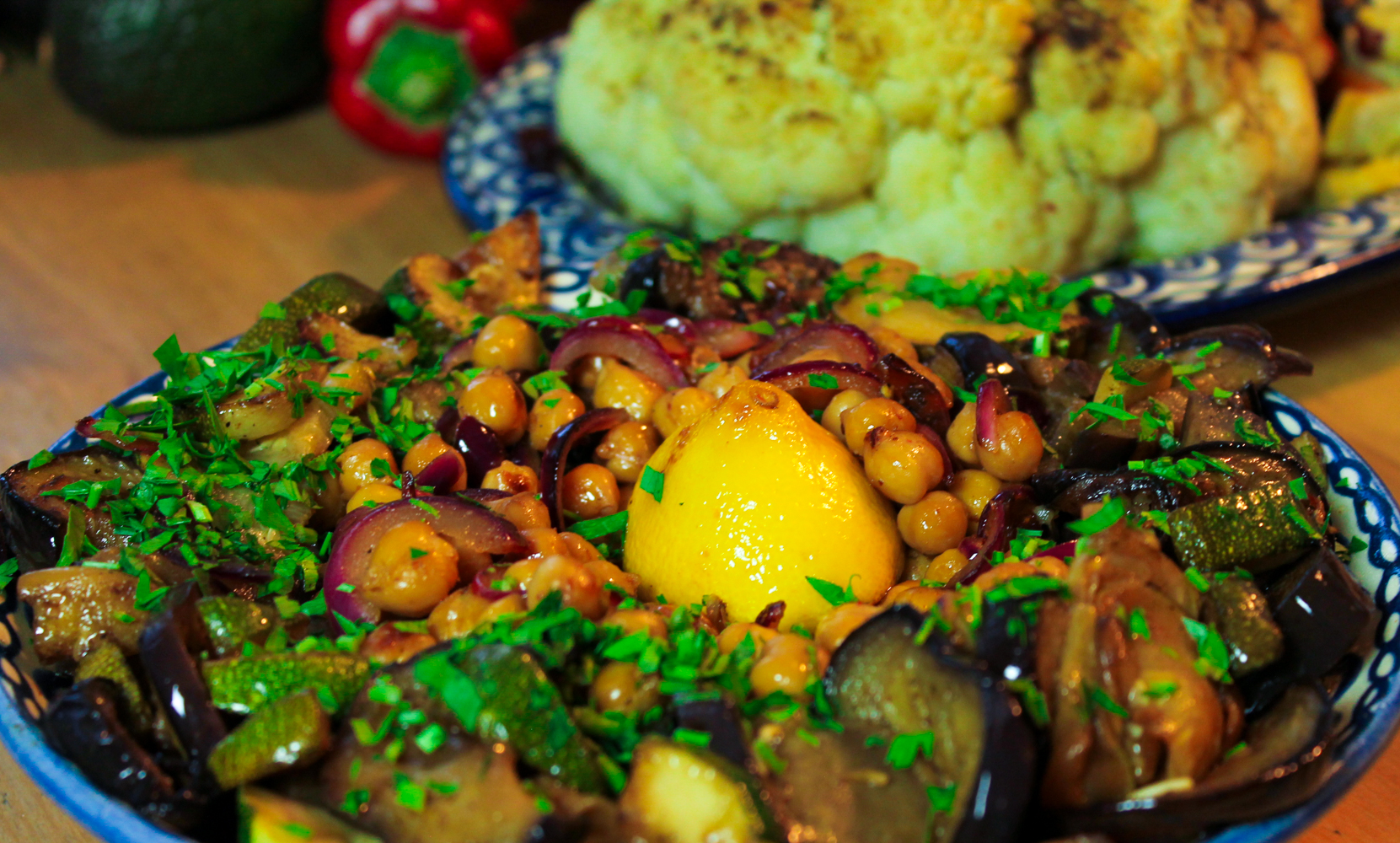 Wave Food fig 19 roasted chickpeas presented with lemon